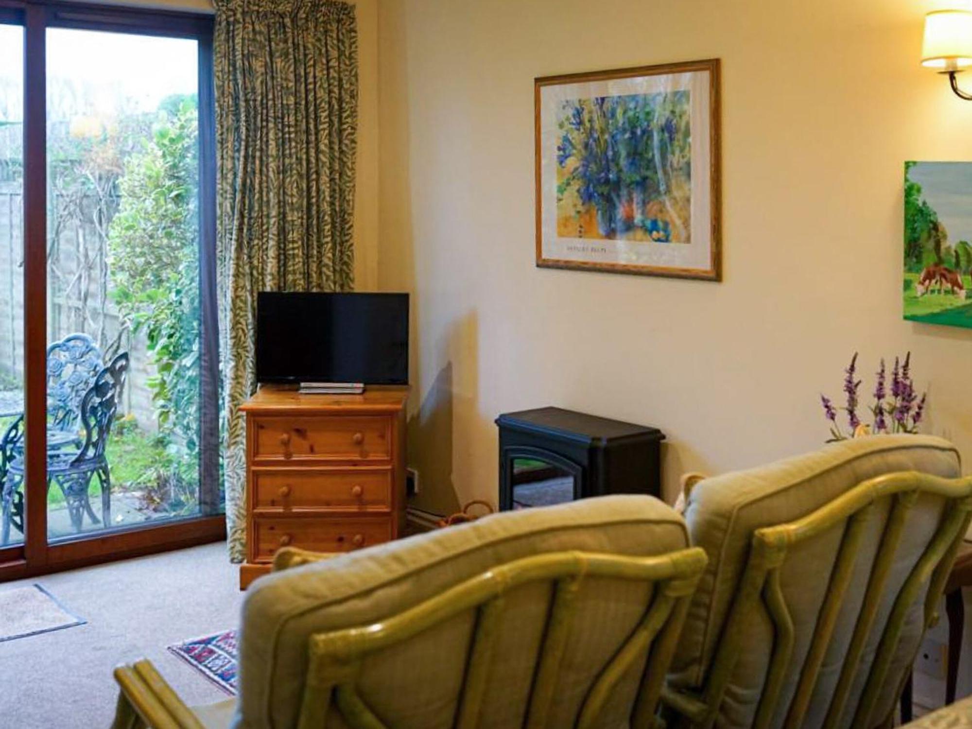 Honeysuckle Cottage North Mundham المظهر الخارجي الصورة